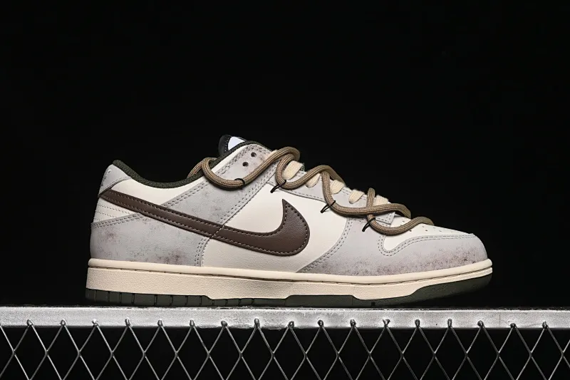 All categories Nk SB Dunk Series Nk SB Dunk Low High-end customized low-top sneakers Nike SB Dunk Low straps Anniversary high-end customized low-top casual sneakers HF5441-102